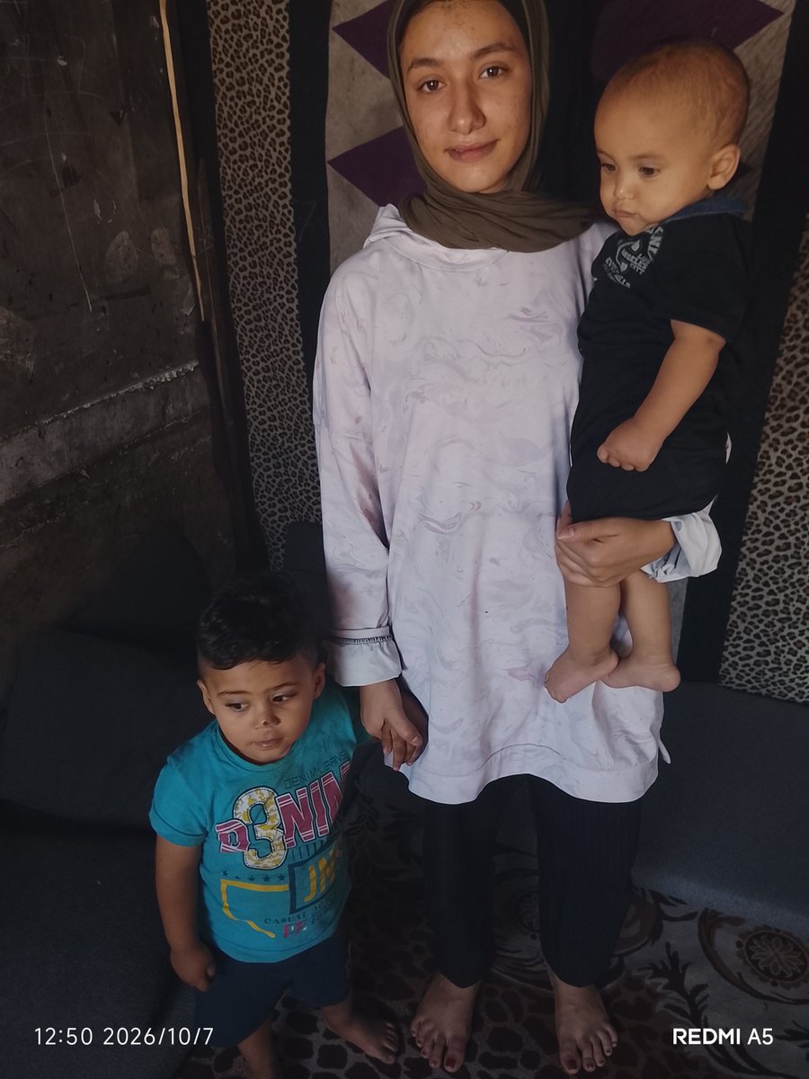xe9b0h's tweet photo. 💔 My family needs food, and I need help paying for university. Please support us with anything you can. Every donation means so much. 🙏❤️
https://t.co/qkJBqa63Yo https://t.co/P2H0vh7ke4