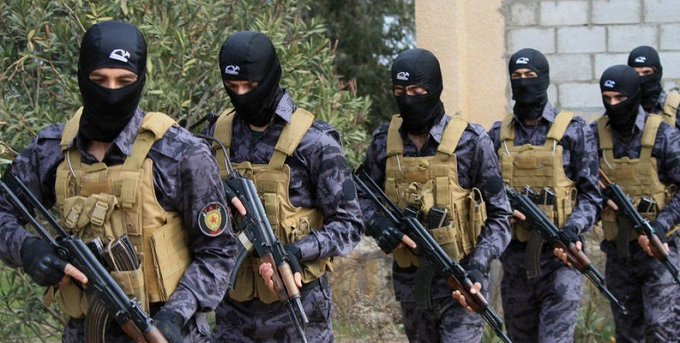 warcoresponted's tweet photo. #Afrin #Rojava 
▪️The formation of the Afrin Brigade, comprising 1,500 fighters, is being finalized.▪️1,700 YPG fighters will take on the task of protecting the borders of Rojava. https://t.co/8R3NTLankM