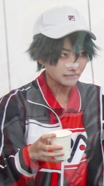 aa_15cs's tweet photo. #1番コートを獲るのは俺たちだ合同運動会

罰ゲームの汁飲んだ後の反応集🍵
2枚目は必死にお菓子で調和してる https://t.co/XuE2bdqhVV
