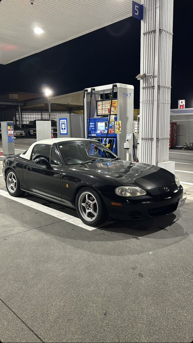 daryu_1202's tweet photo. NB6C ロードスター売ります
2028年3月まで車検あります
70万　栃木から
タイミングベルト・冷却ホース類 新品
orcメタルクラッチ＋軽量フライホイール　新品
NB スーパートルセン
車検のために灯火類全てLED交換
外装ボロいです
友達割りあり 俺たち友達だろ割りあり

#車売ります https://t.co/ZNjlNFzGBc