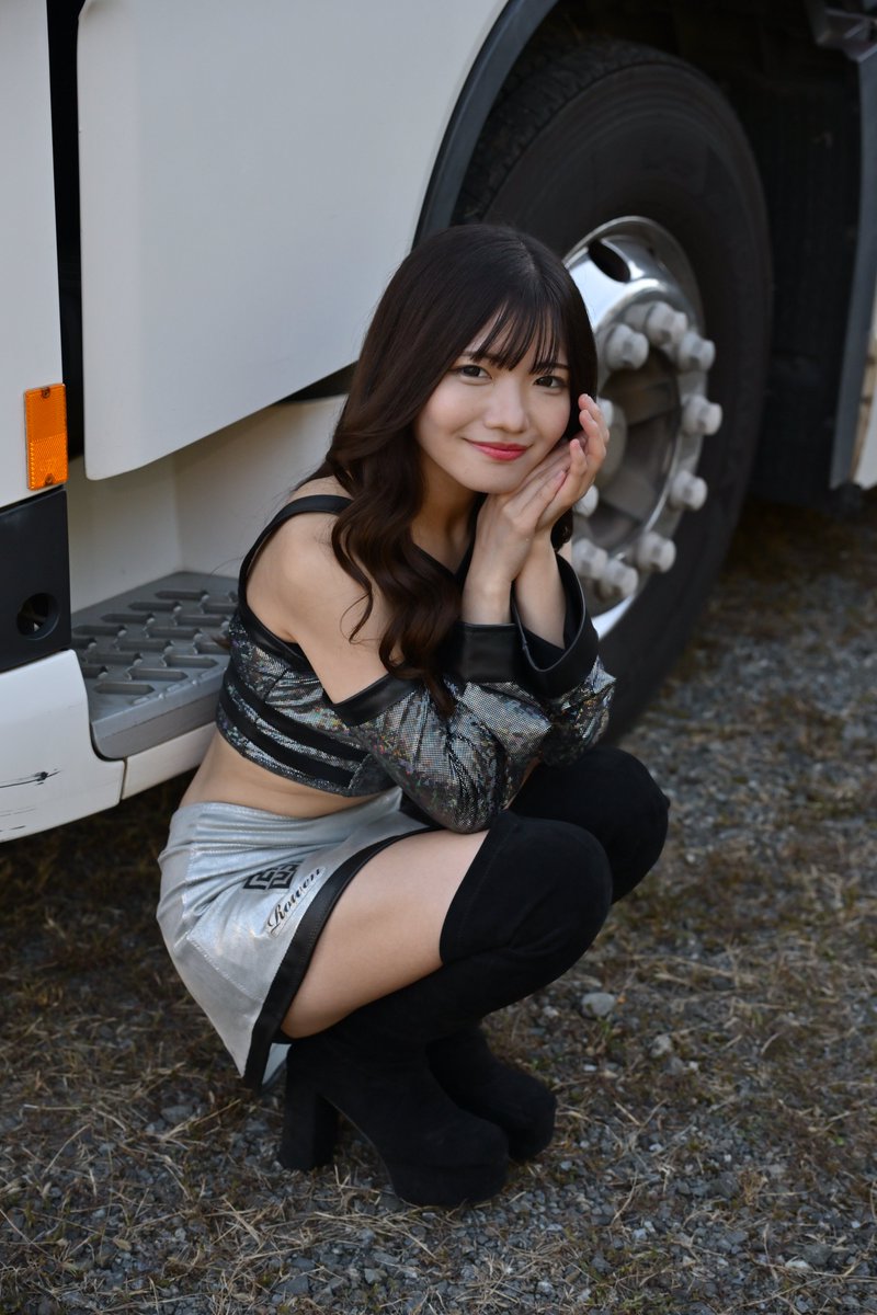 final_mh_15912's tweet photo. ROWFES Vol.5
ぼーろ(@harrier_0002_)ちゃん

#富士山パーキング
#ROWEN
#ROEFES
#ぼーろちゃん
#キャンギャル https://t.co/DqdPXYKeqW