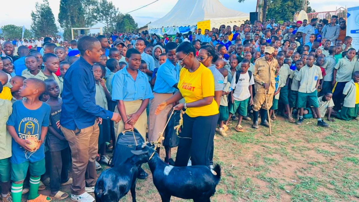 rrpplus's tweet photo. Reaching Young People with Trusted Information for a Healthier Future! 

We have successfully concluded our Community Literacy Campaign in Bumbogo Sector, Gasabo District, on Tuesday, bringing young people and community members together through football, interactive debates and health education.
Implemented by RRP+ in partnership with @RBCRwanda , with support from @soscvrwanda , @RDA_Rwanda and other partners, the campaign promotes informed health and life decisions among young people.

⚽ Why Do We Use Sports and Debates to Reach Young People?

Football attracts young people and community members in a familiar and engaging environment, creating opportunities to share important health messages. Interactive debates give young people space to ask questions, express their views, challenge misconceptions and discuss solutions to the challenges they face.

The campaign addresses key issues affecting young people aged 10-24, including adolescent sexual and reproductive health, HIV and STI prevention, tuberculosis (TB) awareness, teenage pregnancy prevention, gender-based violence, consent, healthy relationships, mental health, drug use, harmful alcohol consumption, healthy lifestyles and non-communicable disease (NCD) prevention, including Type 1 diabetes awareness.

The campaign also promotes early health-seeking behaviour and access to appropriate youth-friendly health and psychosocial support services. Basic mental health support was provided, encouraging young people to recognize emotional challenges and seek help when needed.

🏫 MINEDUC Calls on Teachers to Provide Trusted Health Information in Schools

MUNGANYINKA BEATHA, the representative of the Ministry of Education (MINEDUC), emphasized the important role teachers play in helping young people access accurate and trusted information about sexual and reproductive health.

She encouraged teachers to use the educational materials and knowledge available to them to guide learners, respond responsibly to their questions, correct misinformation and support informed decision-making.

🎓 Supporting Young Mothers to Return to School

The campaign also highlighted efforts to help young mothers continue their education after experiencing early or teenage pregnancy.

Through DHL Got Heart Funds, in collaboration with RRP+, support was provided to help beneficiaries return to school and continue learning. This included school fees and school materials, alongside livestock support intended to strengthen household livelihoods and improve families’ living conditions.

🏆 Recognizing and Motivating Participants

Awards were presented to all four teams from the four participating schools in recognition of their commitment, teamwork and participation in football matches and debates, motivating them to continue engaging in healthy and positive community activities.

🙏 Appreciation to Our Partners

RRP+ sincerely thanks Rwanda Biomedical Centre (RBC), SOS Children’s Villages Rwanda, @DHLAfrica , @Rwanda_Edu , @RDA_Rwanda , @Gasabo_District local leaders, educators, health professionals, community members and all other partners for their collaboration and commitment to youth empowerment and community health literacy.

Trusted Information. Healthy Choices. Brighter Futures!
#soberGen #HeheNicyuma, #EjoHawe,  #MyHealthMyFuture #HIVPrevention, #SayNoToDrugs

For assistance or concerns, call RRP+ Toll-Free: 1245.

@RwandaHealth 
@RwandaFinance
@RwandaYouthArts
@RwandaEmergency
@giz_rwanda
@UNAIDSRwanda
@unicefrw
@UNFPARwanda
@WHORwanda  
@sfhRwanda 
@giz_rwanda 
@CDCgov 
@CDCRwanda 
@mutambukaDeo 
@nsanzimanasabin 
@JNdayizigiye 
@CMuvunyi
@PaulineOkumu
@TuyishimeAlbert
@BrianChirombo
@andrewmorley0
@RichardAmenyah
@AndrewGasoziNtw
@HindHassan_
@BarhamSalih
@RituShroff3 
@Winnie_Byanyima  
@GlobalFund
@CityofKigali
@HDIRwanda
@uphls
@AHFcares
@InterfaithRda
@UNAIDSRwanda
@WVRwanda
@UNAIDS