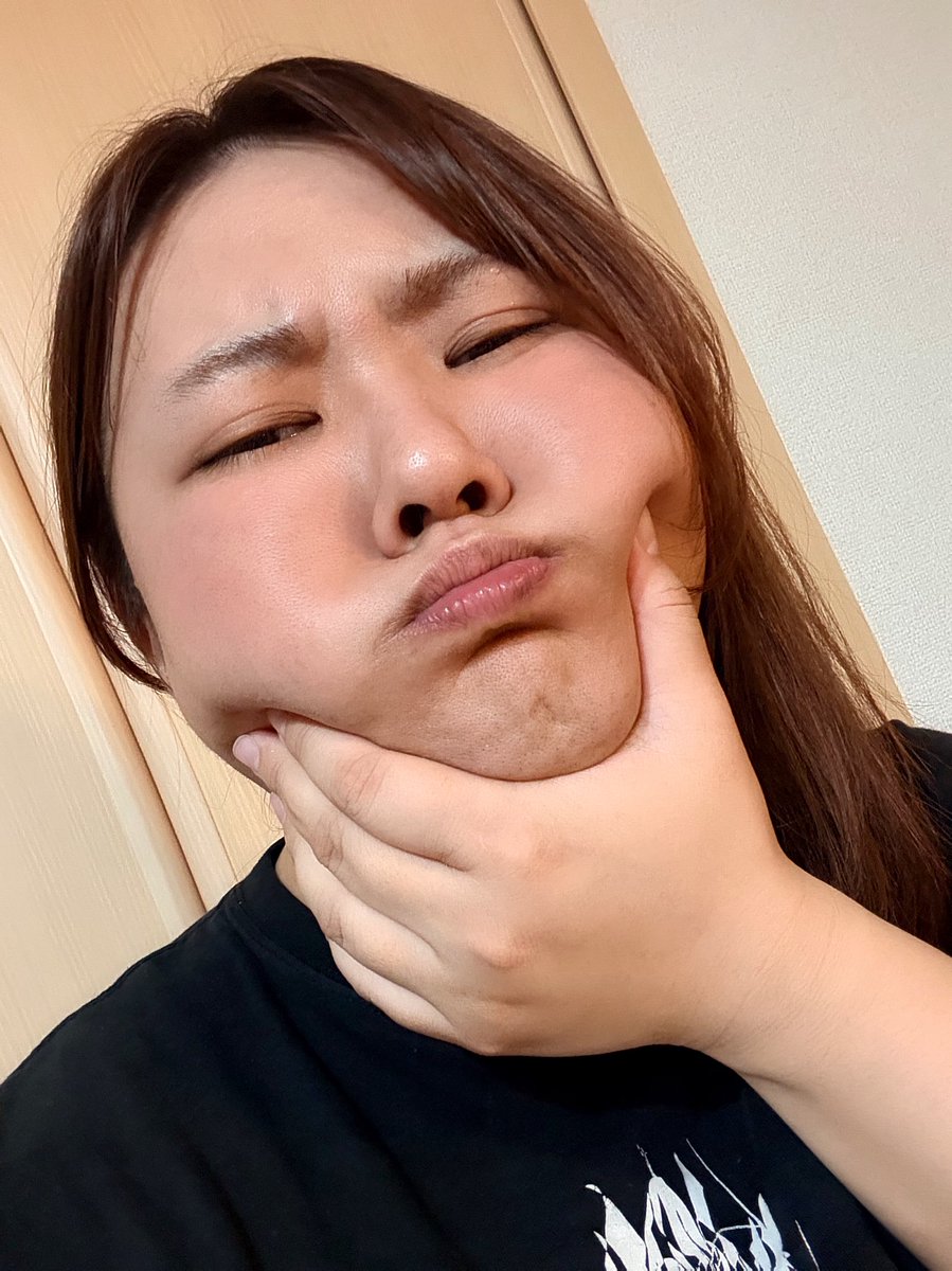 ha___r_3's tweet photo. #ぽっちゃり女子 
#ぽっちゃり好き男子と繋がりたい 
#ぽっちゃり女子と繋がりたい 

163cm 86kg 30↑

重くて分厚い女です
彼氏がほしい！！！
DMどうぞ https://t.co/SUZmT4qmAl