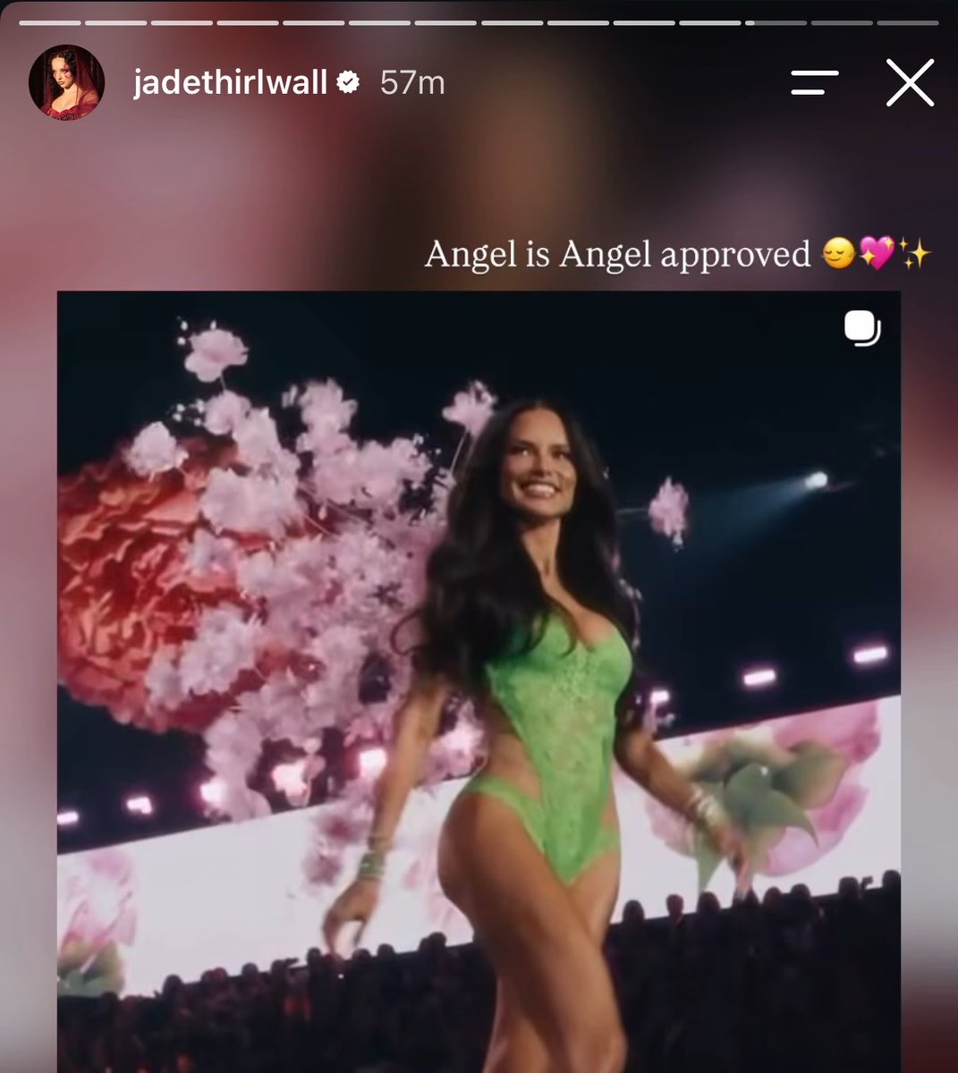 virgosgroovie's tweet photo. this must be so exciting for her i’m so happy https://t.co/p4adOb9Oh3