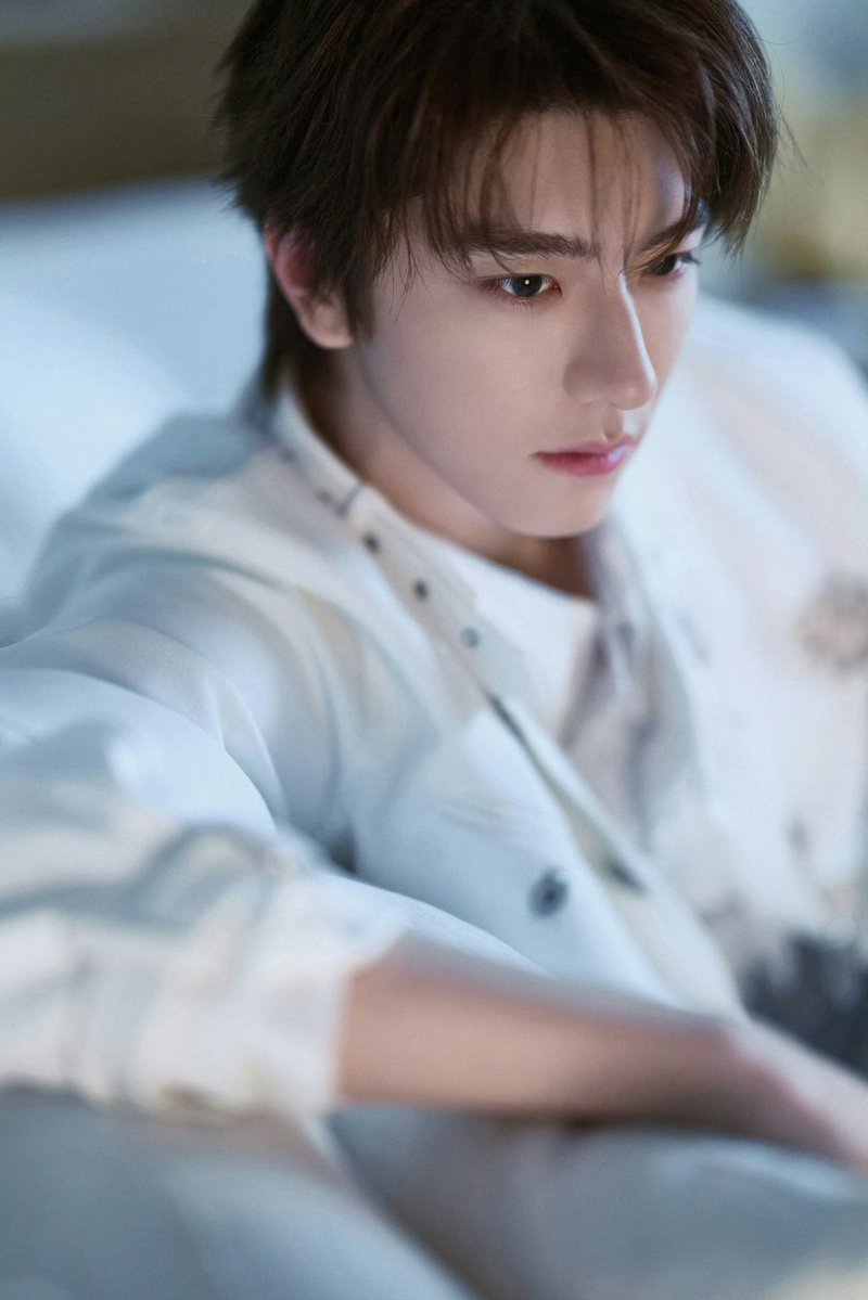 koto_h_hd's tweet photo. リンイーがガチ王子様すぎて気ィ狂いそう
#林一 #linyi https://t.co/yj4gTEkwqQ