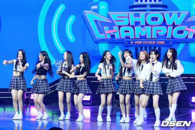 _general_lemon's tweet photo. 🏆🏆

#NEON2rdWin #A20LITE #A20LITE2ndWin https://t.co/xWupkIJazH