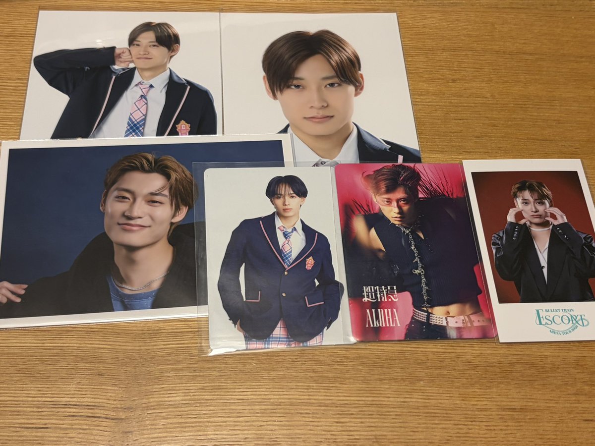 y59ry3's tweet photo. 超特急 生写真 トレカ ミニフォト 交換

【求】ハル>シューヤ(固定ツイ激求)

【譲】画像

所持済みのものはお断りさせて頂く場合がございます。
お気軽にお声掛けください!!
 #超特急交換 https://t.co/BSAgvebcpB