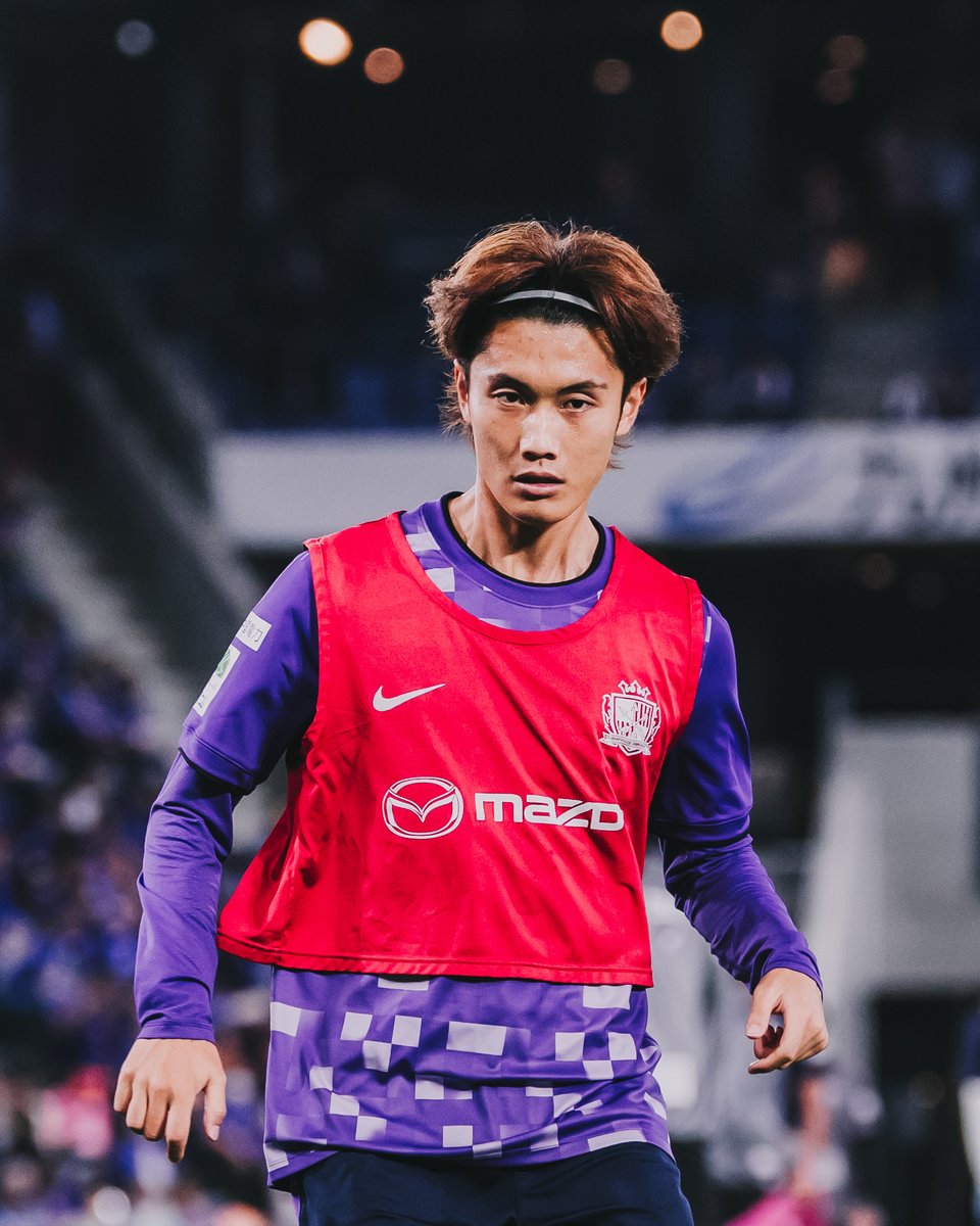 sanfrecce_SFC's tweet photo. 𝐖𝐚𝐫𝐦 𝐚𝐧𝐝 𝐫𝐞𝐚𝐝𝐲 𝐢𝐧 𝐍𝐚𝐠𝐚𝐬𝐚𝐤𝐢🔥
#sanfrecce #ONEVIOLET #Jリーグ https://t.co/w9Og9Vmj9P