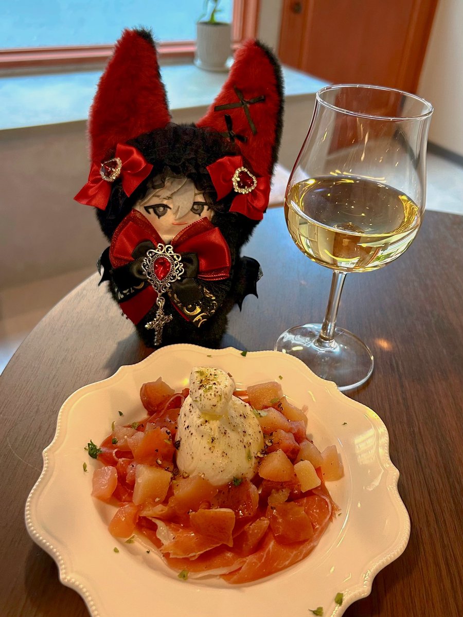 Yunomaru99's tweet photo. Cheers🥂 https://t.co/SGXmlFPOaD