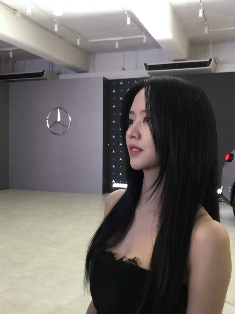 daywithlyan's tweet photo. [3]

The all-new electric CLA &amp; GLC Launching Party #메르세데스벤츠 #ElectricCLA #ElectricGLC #MBStudioSeoul #MercedesBenz

#김소현 #KimSoHyun #金所泫 #キムソヒョン https://t.co/0kKqcRg6Mc