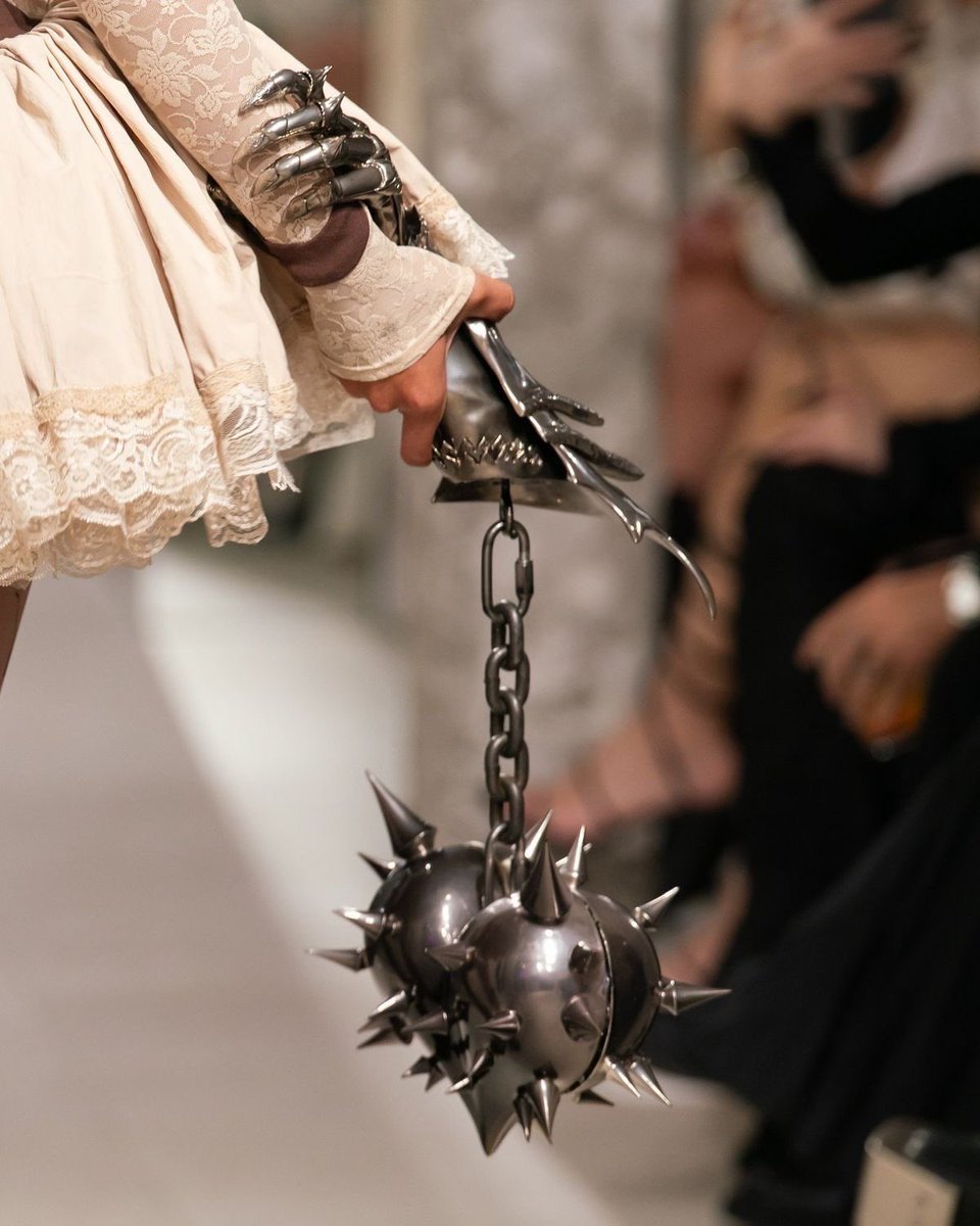 gentleescape's tweet photo. spirit bag from la lune ss25 https://t.co/8Rg805VrnZ