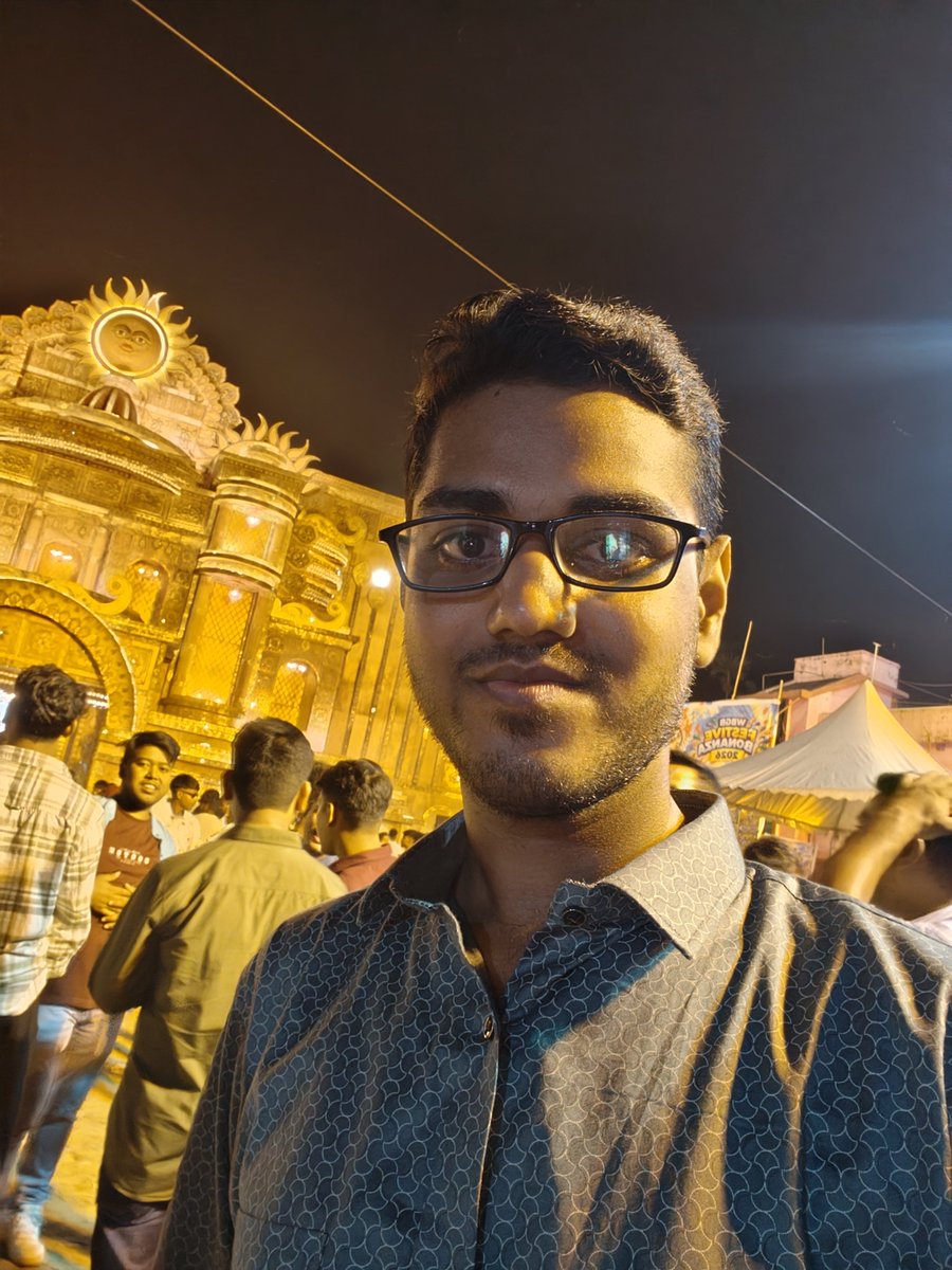 Pallab_dev's tweet photo. Being a Bengali, durga puja is something that always bring happiness in our life 💓 https://t.co/Lpz4f5T3f8