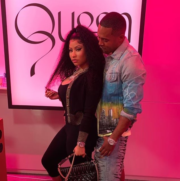 MarajestyEliteV's tweet photo. Happy anniversary to @NICKIMINAJ and Zoo! I’m so glad you two have each other to bring smiles to each other’s faces, make each other feel safe and protected, and continue nurture your family together https://t.co/jROcoNP4aH