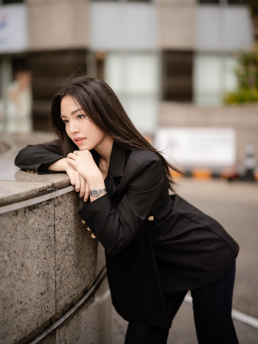 jamiejuinter's tweet photo. Do we all yearn for CEO JAMIE 
Another banger photoshoot is here 
🐼🔥

#jamiejuthapich #GMMTV https://t.co/Kh4TTHRabe