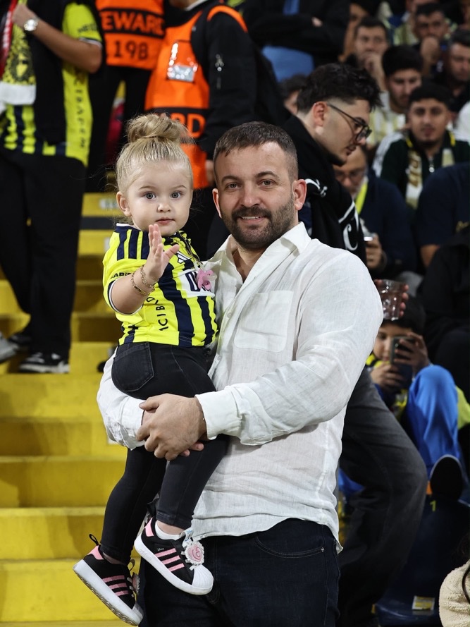 bbosports's tweet photo. Bir sabah tuttu babam elimden götürdü beni en büyük sevgiye https://t.co/4wf8Jx3ATl