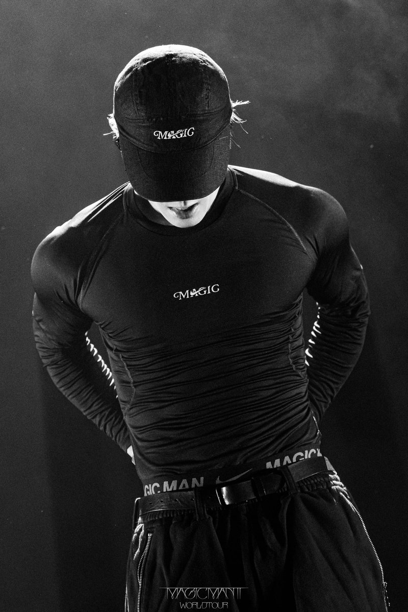 JacksonWang852's tweet photo. MAGICMAN 2 BEIJING
2 nights

Thank you.
Meant every word.
Hope you can take it away.

#MAGICMAN2WORLDTOUR 
#WUKESONGARENA
#MAGICMAN2
#JACKSONWANG 
#王嘉爾 https://t.co/jTMZ7F2lFk