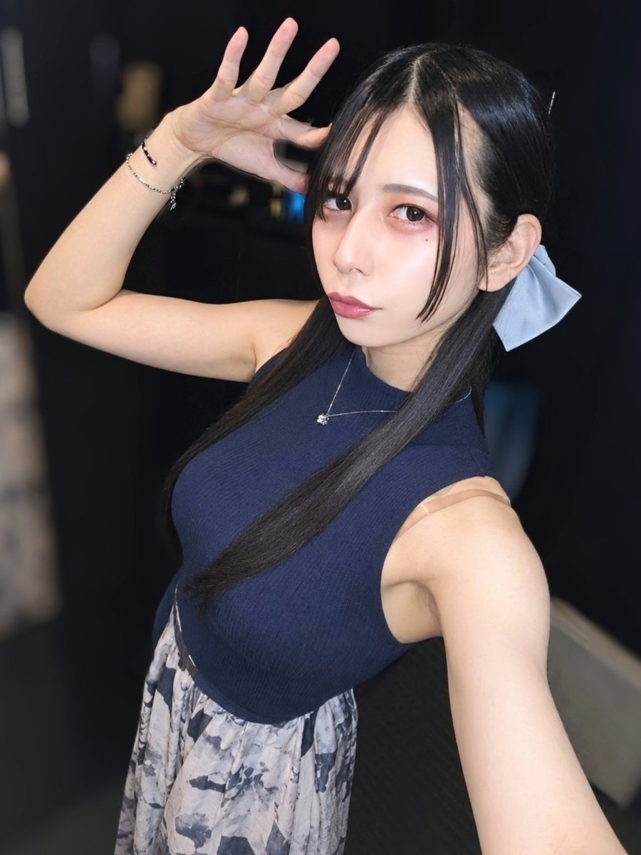yakitori554's tweet photo. 身体は男だけど性自認は美女です♡ https://t.co/LK9iqK4c5D