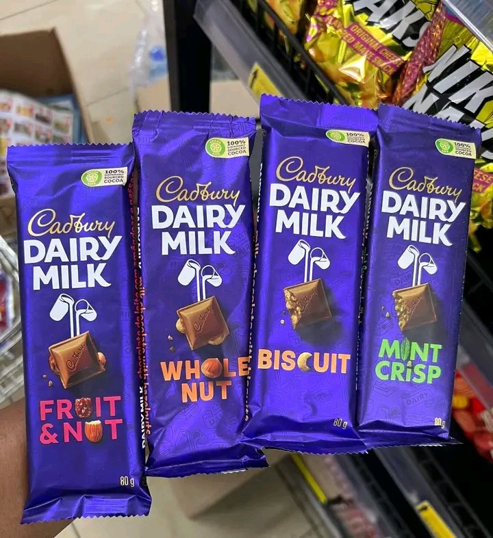 BaleMrMoreFire's tweet photo. Chocolate lovers which one do you prefer…mina i love Mint crisp👌😋 https://t.co/d6pnWixKdX