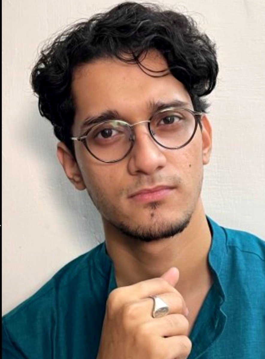 rahulpassi's tweet photo. Is Epstein real father of Das ? https://t.co/j0IuIYdvFX