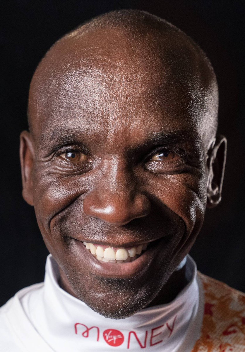 Pucurull's tweet photo. “Algú que acaba una marató, és capaç d'aconseguir qualsevol cosa a la vida. Un món que corre és un món feliç. I un món feliç és un món en pau".
(Eliud Kipchoge. Va ostentar el rècord del món de la marató 2:01:09 des del 2018 al 2023. https://t.co/izbKLCgFYf