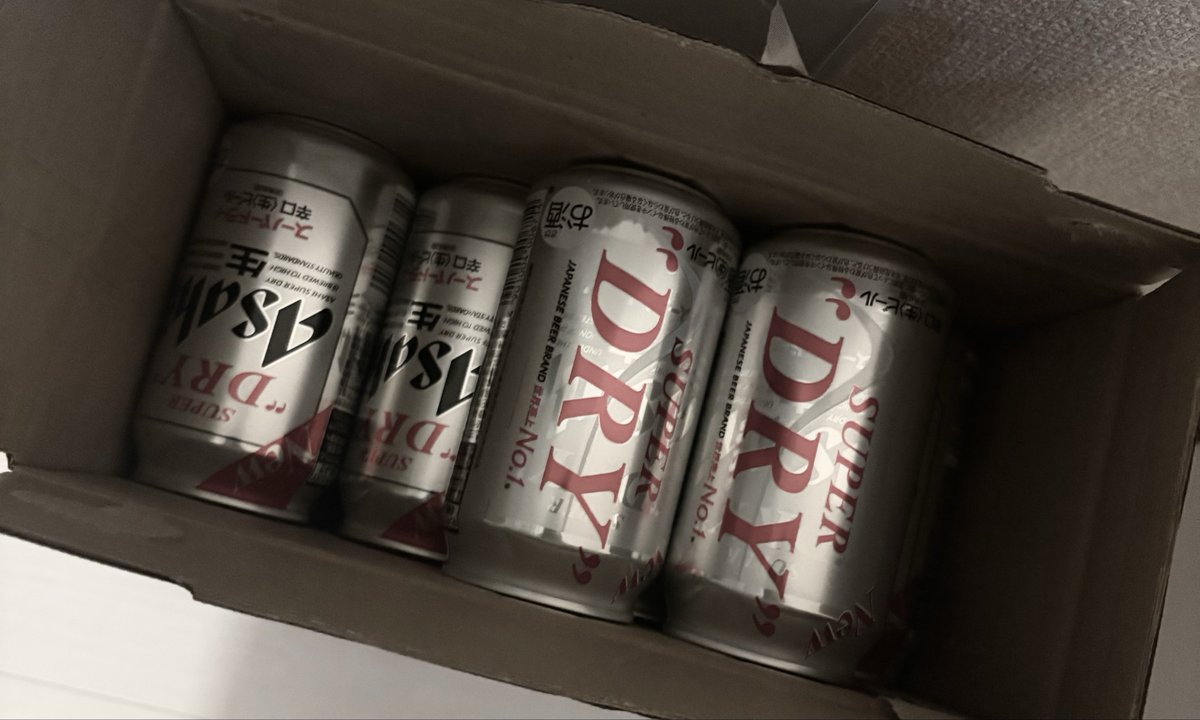 OxO6_6's tweet photo. 旦那は飲まないのに箱でビール買ってくれてた https://t.co/62iHMXLdgS