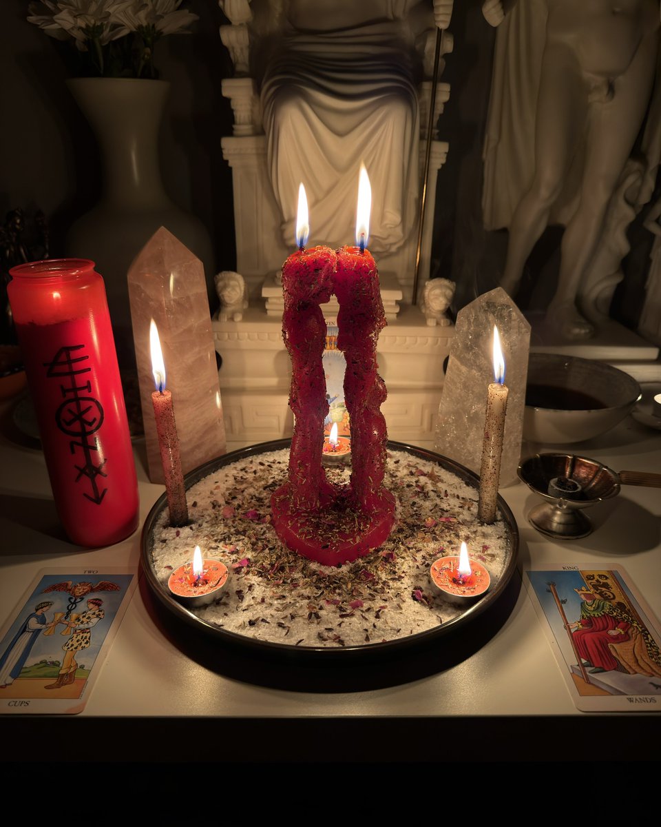 PisceanCraft's tweet photo. Fall in love with me Spell for a Client | #witchesofinstagram #witchcraft #spirituality #lovespell #spellwork #witch #spells #magick https://t.co/TgTiNrXhyS