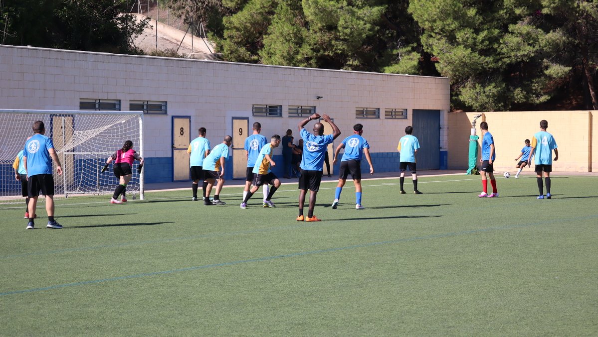 DeportesLorca's tweet photo. ⚽La Federación de Deportes para Personas con Discapacidad Intelectual de la Región de Murcia Fedemips R.M.   celebra hoy en Lorca su jornada escolar de fútbol 7 con dos sedes: el C.D. Ginés Antonio Vidal-La Torrecilla y el campo de fútbol de Los Tollos, en la pedanía de La Hoya. https://t.co/eKNElBxz8P