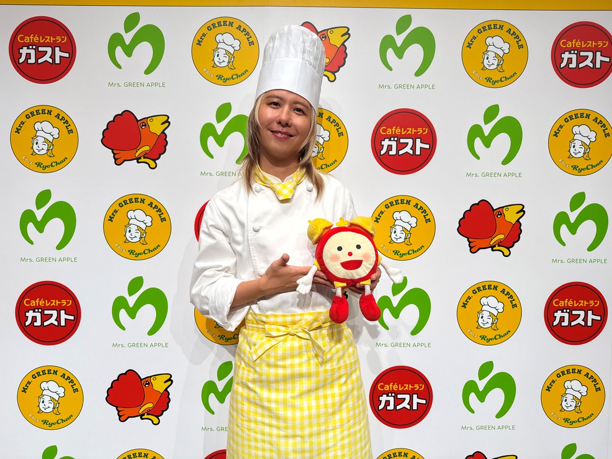 cx_mezamashi's tweet photo. あす22日(木)めざましテレビ
エンタメPick Up☝️
人気ファミレス🍴とのコラボメニュー発表会に出席した藤澤涼架さん(Mrs. GREEN APPLE)にインタビュー🎤

コラボメニュー🍕へのメンバーの反応や
藤澤さんの愛してやまない料理💖を聞いてみたよ✨

☆内容変更の際はご了承下さい。 https://t.co/SI4t0MBbXu