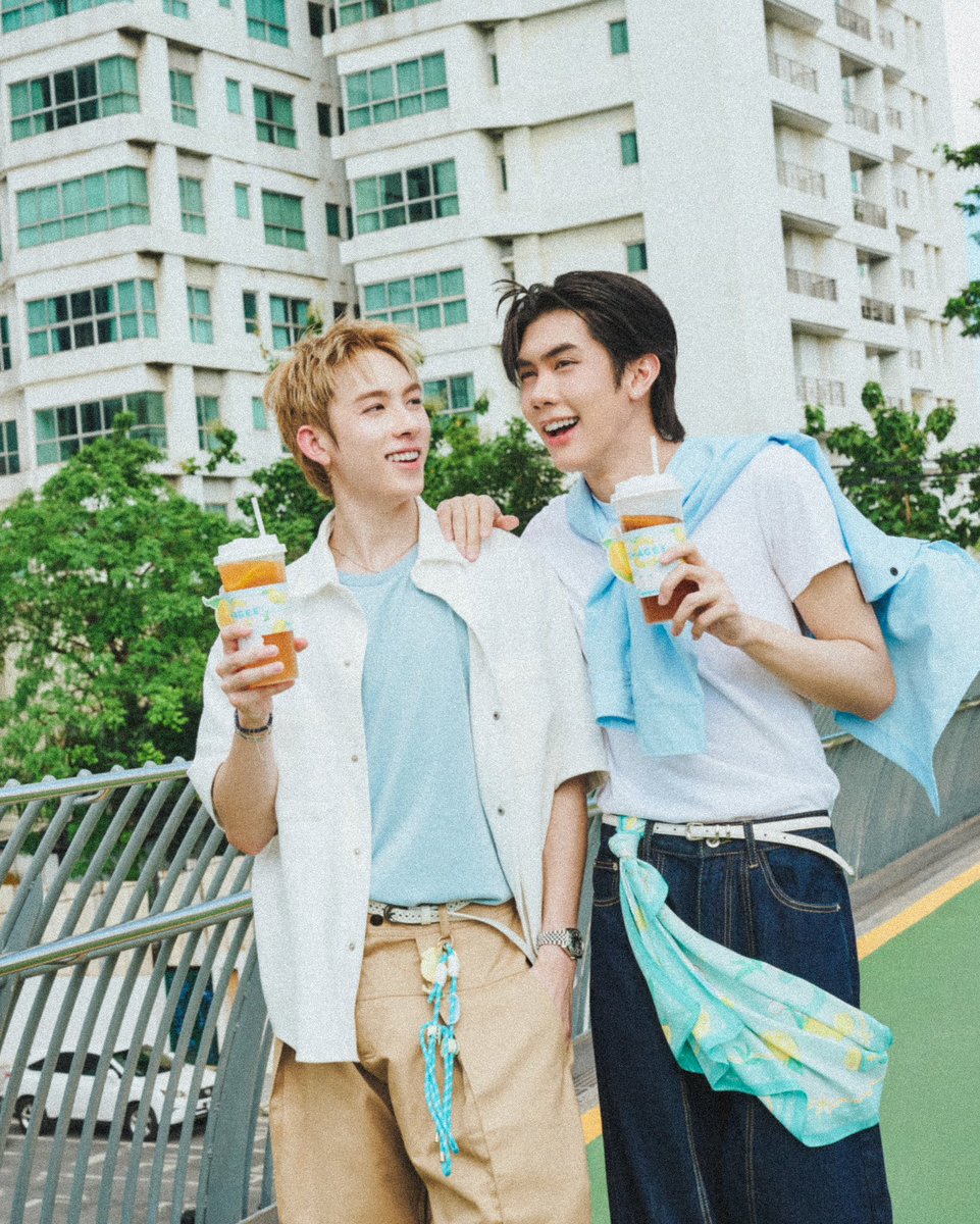 madlyl0veu's tweet photo. chagee ชูสรีกุนอะ สมแล้วที่เป็นคู่รักอฟช https://t.co/yNRilX29ZI
