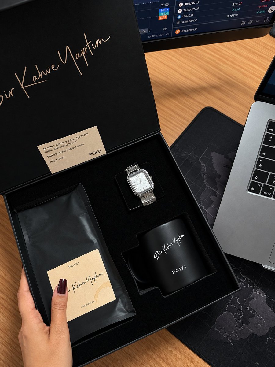 busratemurcin's tweet photo. 🎁 ÇEKİLİŞ

Poizi imzalı özel merch kutusu + David Guner saati bir takipçime gidiyor.

Katılmak için:
1⃣ @busratemurcin'i takip et
2⃣ Bu tweeti RT'le
3⃣ Altına bir arkadaşını etiketle

Kazananı Cuma akşamı buradan açıklıyorum 🔴

⚠️ Kimseye DM'den link atmam. "Kazandınız" mesajı alırsan sahtedir.