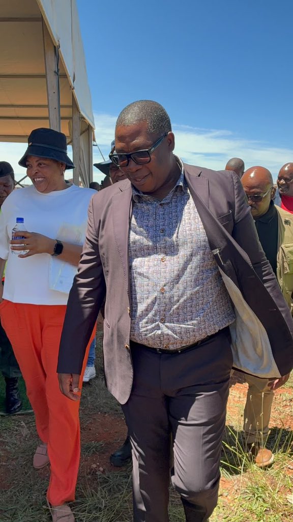 DawggIV's tweet photo. A house is more than four walls. For the qualifying beneficiaries at Elijah Barayi, it means dignity, greater security, and a foundation to plan the future. That's the real story behind the more than 200 houses being handed over in Merafong. #GautengHumanSettlements #GrowingGautengTogether