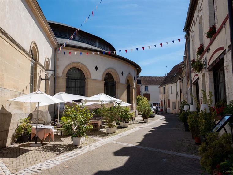 F_Desouche's tweet photo. « Ma chérie, t’es grave bonne » : un migrant clandestin égyptien sous OQTF condamné pour agression sexuelle et violences dans un bar de Sées (61) ; il avait emménagé dans la ville une semaine plus tôt

 https://t.co/67f4ckPEeI https://t.co/wsmhHXfxa5