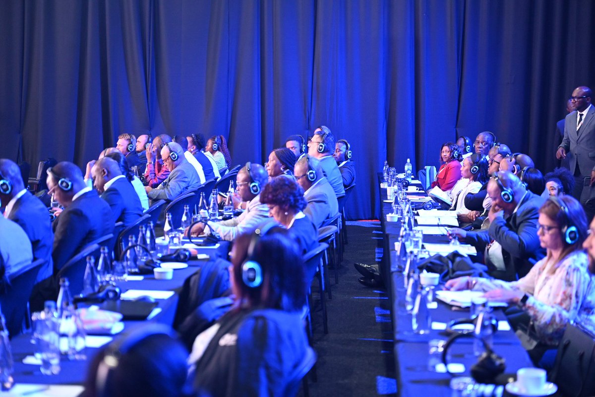 PRASA_Group's tweet photo. ADVANCING RAIL PERFORMANCE ACROSS AFRICA | #SARARail2026 🚆

PRASA Board Chairperson, Ms Nosizwe Nokwe-Macamo, joined fellow railway operator board chairpersons from across Africa for a panel discussion on “Railway Operator Board Chairpersons: From Strategy to Results – Advancing Rail Performance Across the SARA Network.”

The discussion focused on translating strategic leadership into tangible results, strengthening railway performance and advancing collaboration to shape the future of rail across Africa.

#PRASA #SARARail2026 #ReimaginingRail #AfricanRail