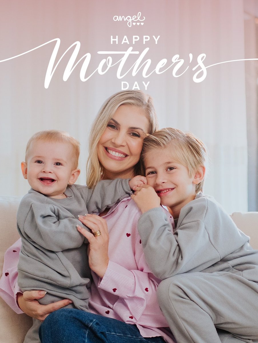samugi52145's tweet photo. Mãe é abraço que acolhe, sorriso que acalma e amor presente em cada fase. Feliz Dia das Mães, com carinho, amor e momentos inesquecíveis ao lado de quem torna a vida especial. https://t.co/HrSC0tWaKs