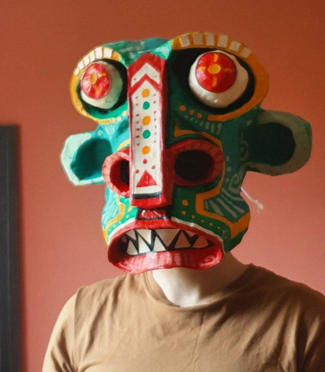 OskSta's tweet photo. Wrapping up this years halloween mask https://t.co/NmAaYSPtw9