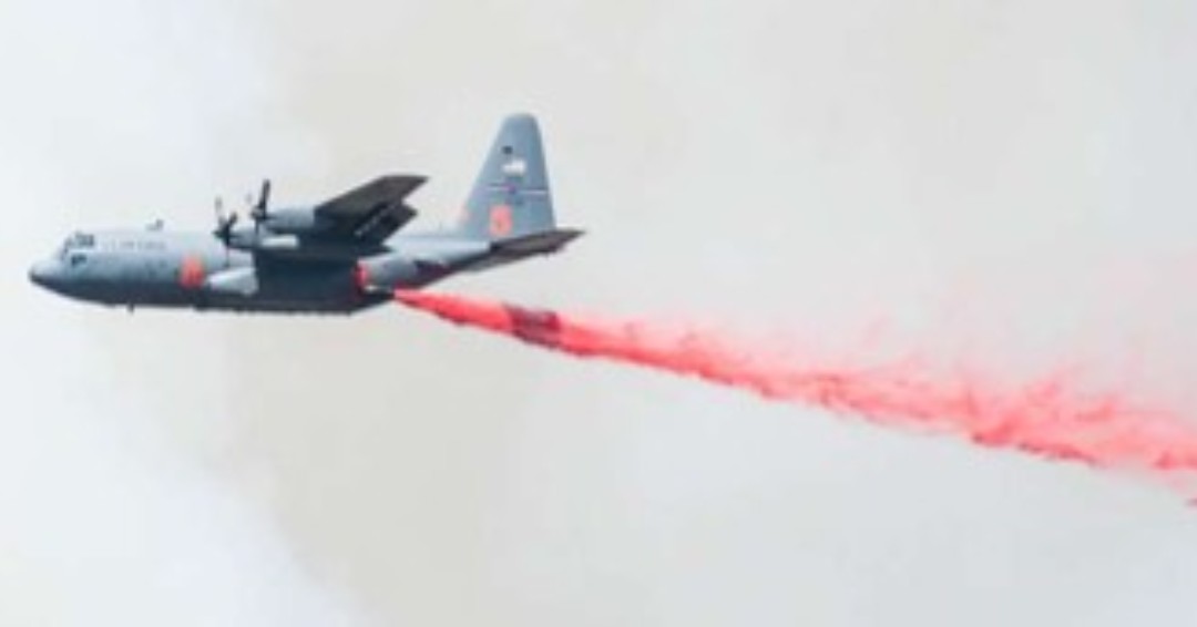 AFHF's tweet photo. 2003: Through 4 November, six ANG C-130s and two AFRC C-130s, equipped with Modular Air borne Fire Lighting Systems (MAFFS), flew 48 missions to drop 129,600 gallons of fire retardant on fires in Southern California’s Simi Valley. Ten wildfires in Southern California consumed more than 745,000 acres and destroyed over 3,400 homes in this period. (Colorado Guard C-130 using the MAFFS, USAF Photo)