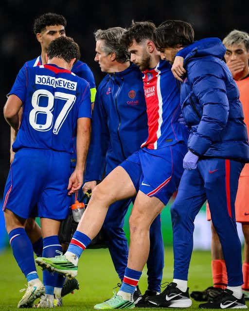 korrectgames's tweet photo. PSG confirms that Khvicha Kvaratskhelia has ruptured his anterior cruciate ligament (ACL) during Tuesday’s Champions League victory over Barcelona and is set to undergo surgery.

Get well soon. https://t.co/RvmaxJKv7a