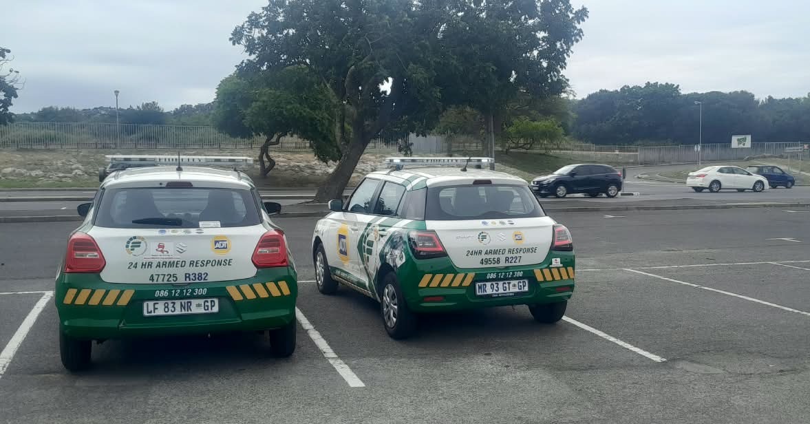 Fidelity_Secure's tweet photo. Tygerberg, we see you! 💚

Our Fidelity ADT team is out on the ground, standing ready to help protect our communities, businesses and families. Through visible patrols, teamwork and a proactive approach to security, we remain focused on deterring crime and keeping a watchful eye on the areas we serve.

Always there for you. Keeping you safe and securing your assets.

#Tygerberg #VisibleSecurity #proactivepatrols