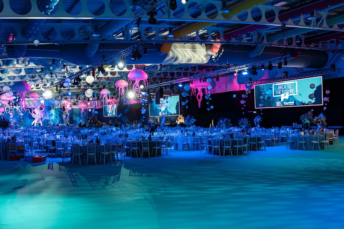AVMatrix1's tweet photo. ✨From corporate events to live shows and large-scale productions, our flexible #LEDscreen solutions can be tailored to suit venues and events of all sizes.

With expert technical production services and a bespoke approach, we're here to help turn your vision into reality.

2/2 https://t.co/mIbcuK0zKh