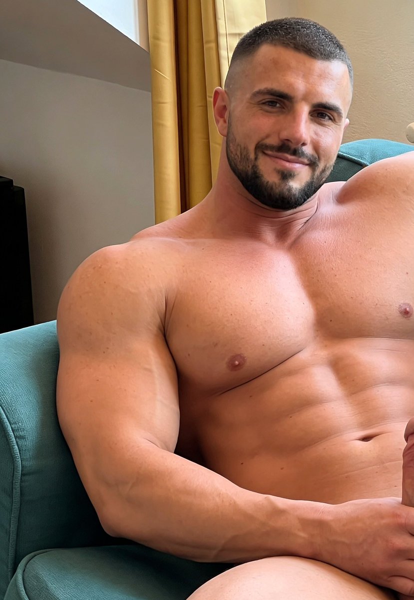 craigmodelfit's tweet photo. i wonder if you're looking respectfully or if your imagination is doing overtime 😈 https://t.co/tBRUoQLJKD