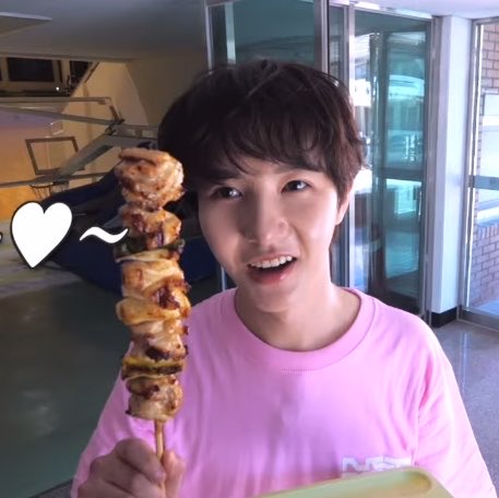 _mybabyrenjun tweet picture