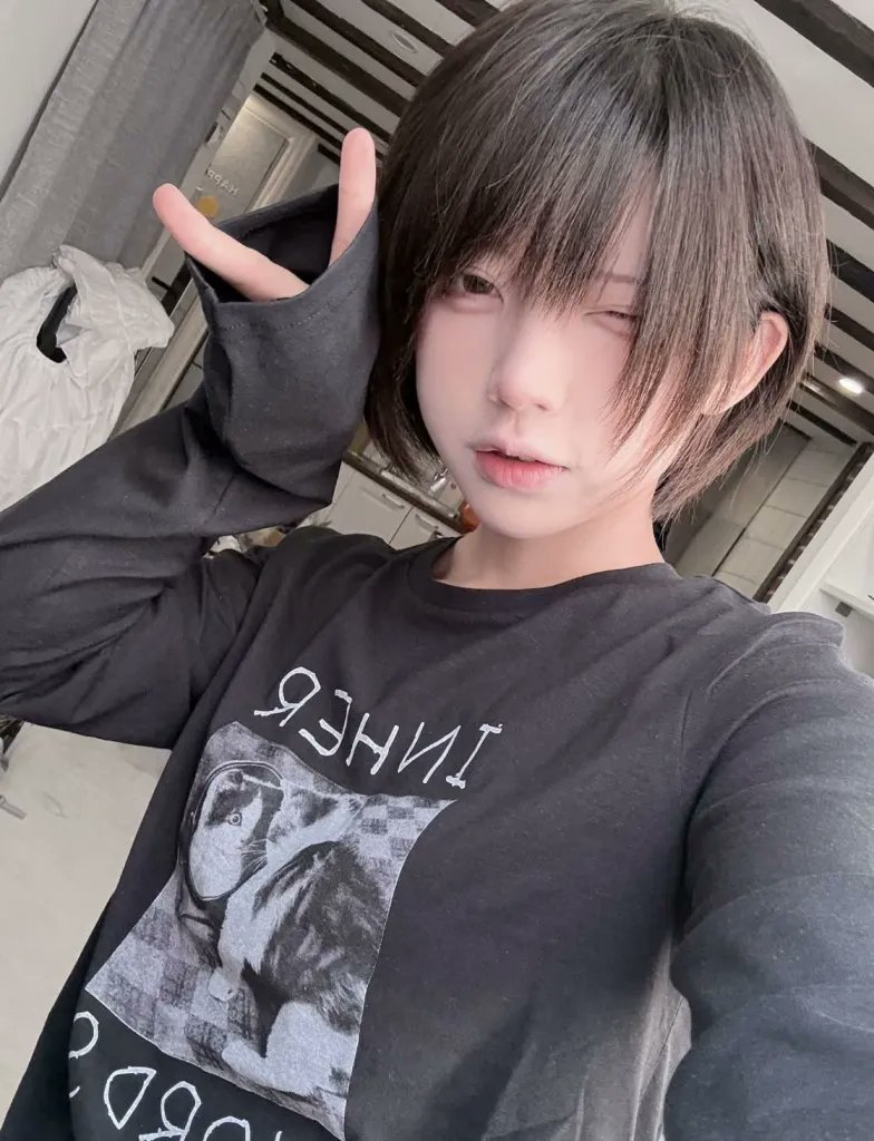 xuu_nv's tweet photo. 男の子に間違われるけどめっちゃ男性に興味あります笑 https://t.co/xUfA4SUUvT