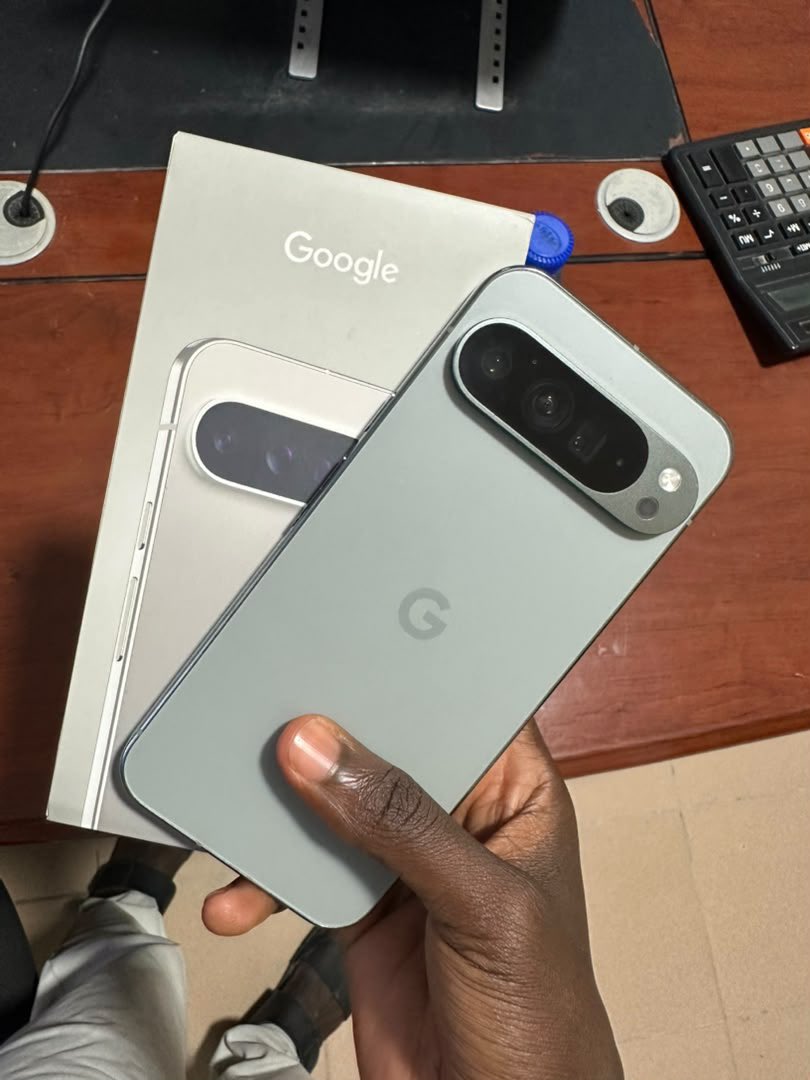 Cowwbama's tweet photo. Pixel 9 pro XL 256G🔥✨
Original box✔️

Nipe 1,550,000✨📌🔨
https://t.co/VE2ViHT4dQ https://t.co/qD31xG9N3j