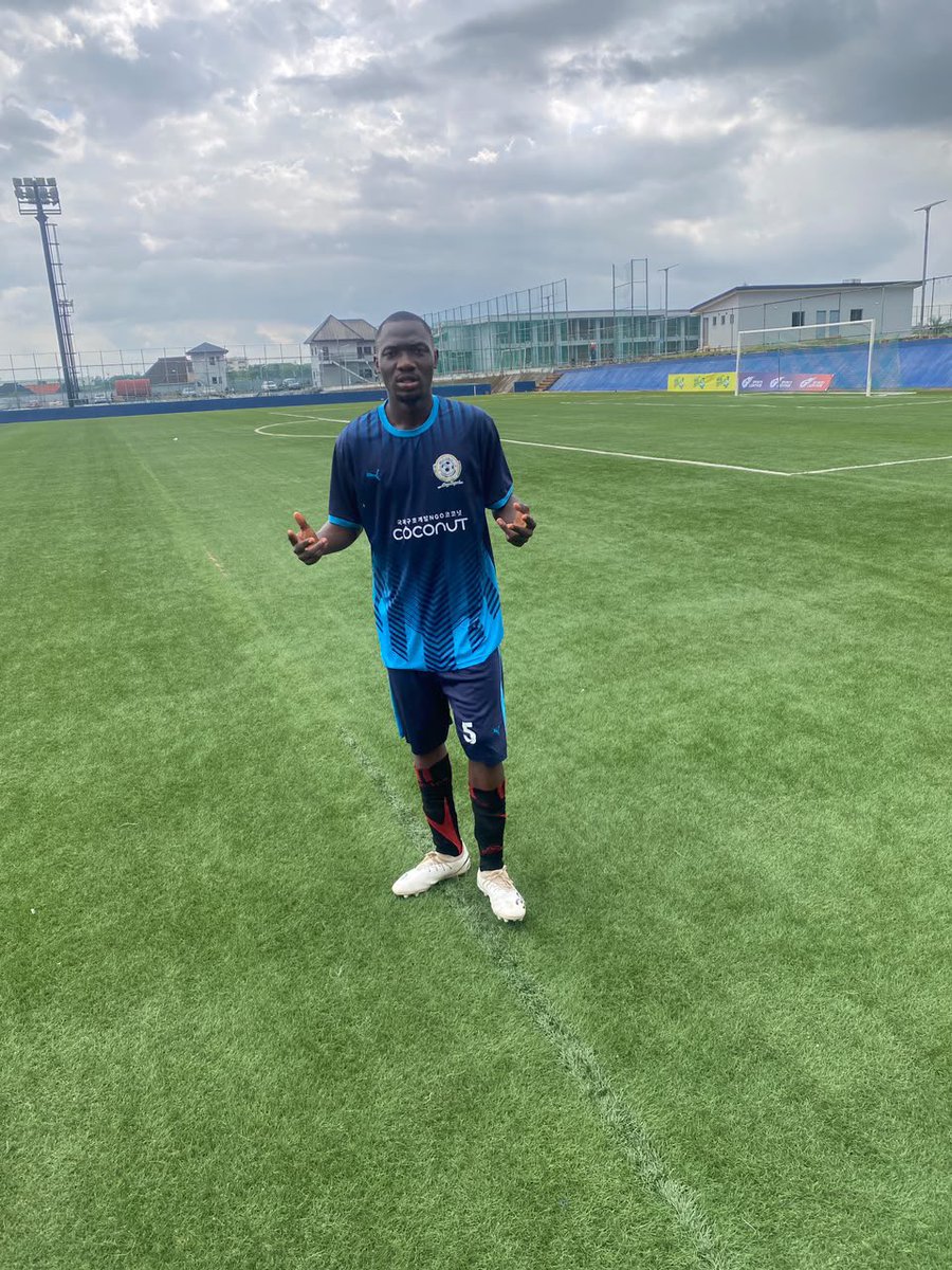 xlife07's tweet photo. @simonsquibb Good morning @simonsquibb 
From Nigeria 🇳🇬 
My dream is to go PRO 
GOD BLESS YOU 🤲 https://t.co/rrjKY8fJ3B