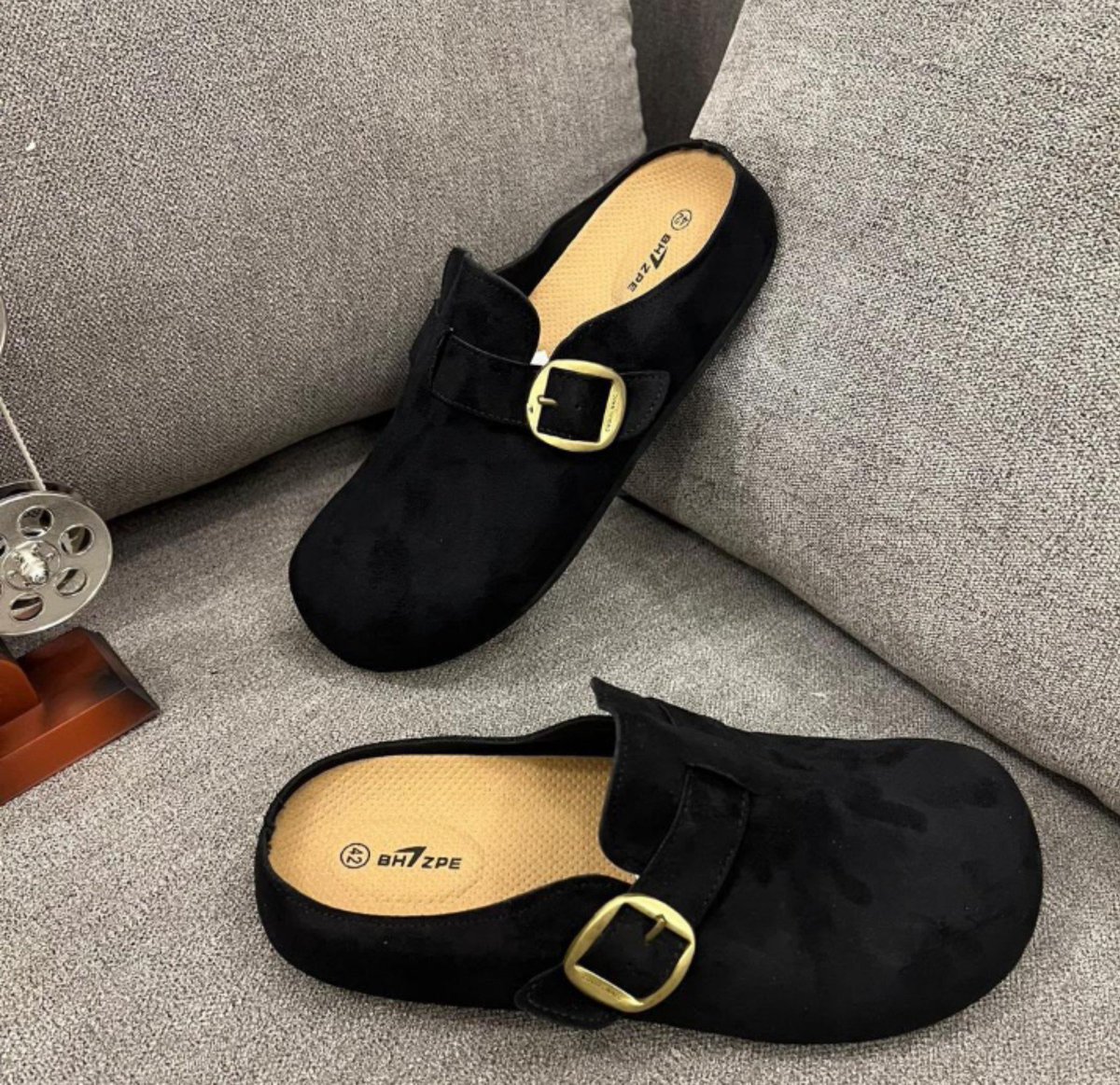 SoftDerry's tweet photo. Available as seen in different sizes 🛍️

Price 🏷️35,000 https://t.co/u2kU6ZoulL