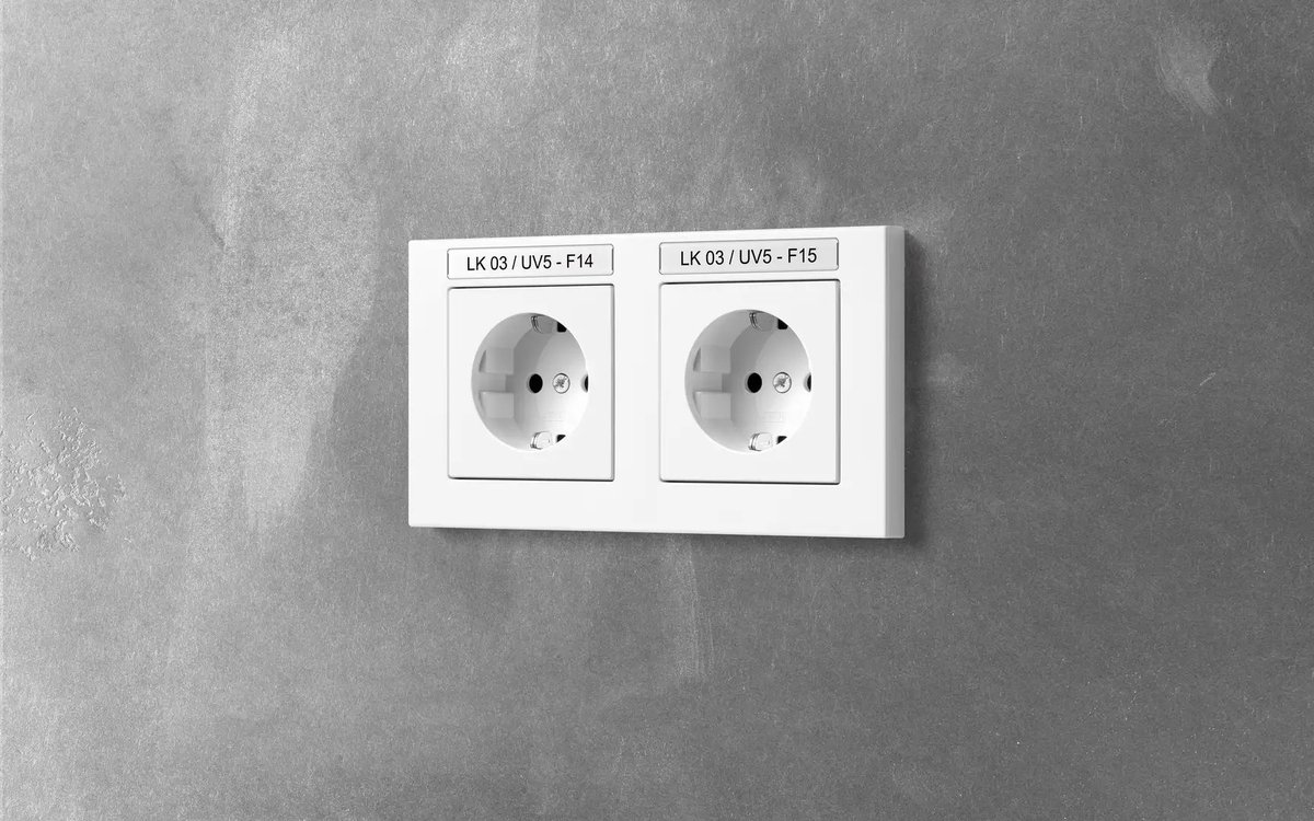 ElectroStocks's tweet photo. 📢 #BlogGES: #JUNG: Presenta novedades que combinan acabados metálicos, diseño y variedad funcional.
Conoce todos los detalles ⤵️
✍🏻https://t.co/dFJ4KQBIk9
#GES #GESCoreProgram #instalador #instalaciones https://t.co/hug4er6mre