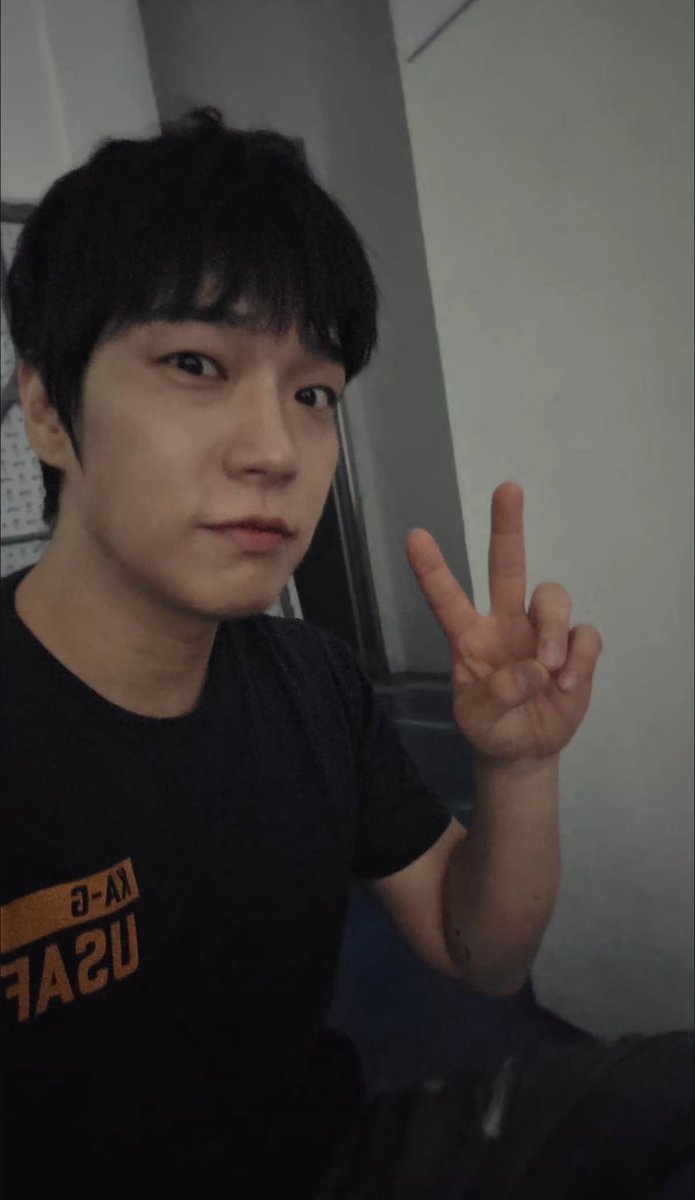 fivetmozero's tweet photo. 스토리에 실수로 강동1 사진 잘못 올리신것같음 https://t.co/vUgDYynrDL