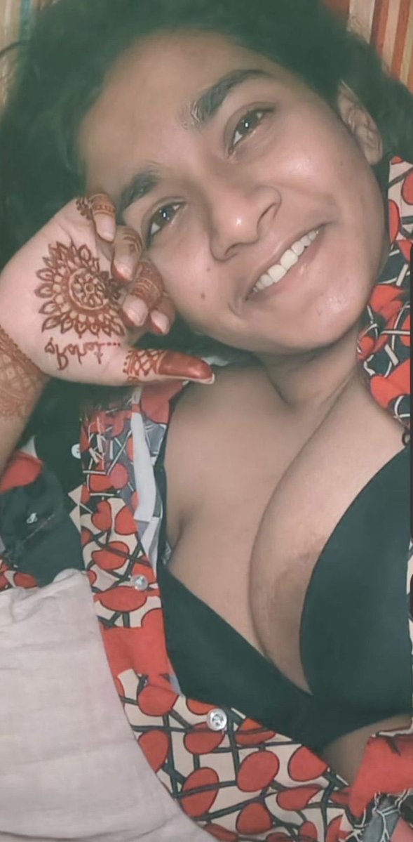 SamKhan_93's tweet photo. 👅💦💦 https://t.co/5trLoCmcGs