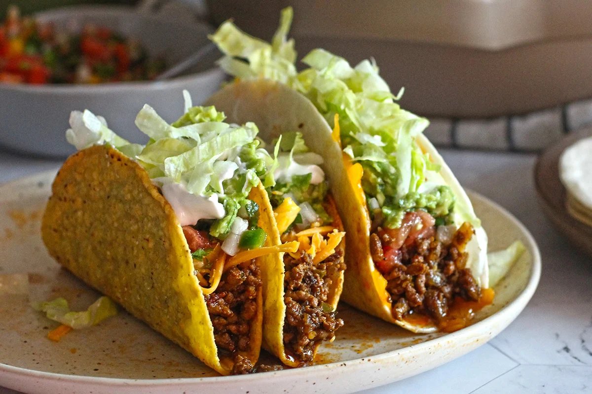 SantaDecides's tweet photo. Tacos are on the nice list! https://t.co/zt4ej8gty2