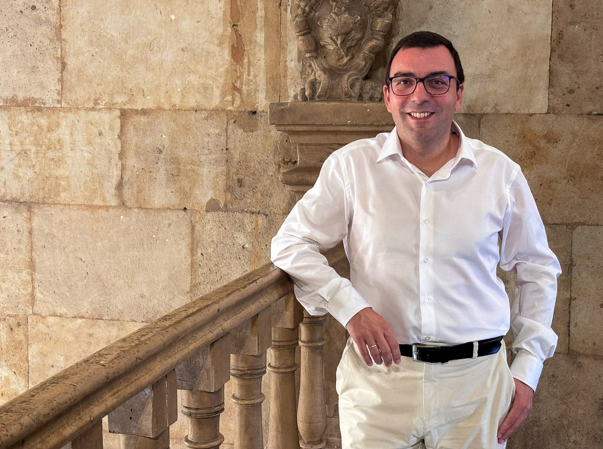 upsa's tweet photo. 🗣️ [ENTREVISTA] Julián Cádiz, director del nuevo Diploma de #Experto en Abuso Psicológico y #Sectas: “El abuso psicológico comienza cuando vas perdiendo #libertad sin darte cuenta” 👉🏻 Conoce su testimonio en este enlace:

https://t.co/UGEGeTNK3R https://t.co/uMgcmw4Pk3